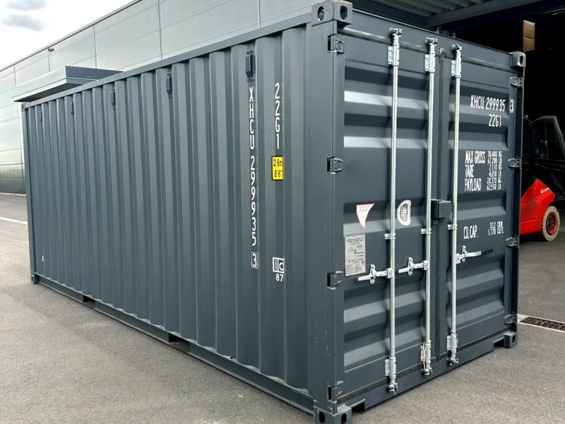 Neuer 20-Fuß-Seecontainer in Grau